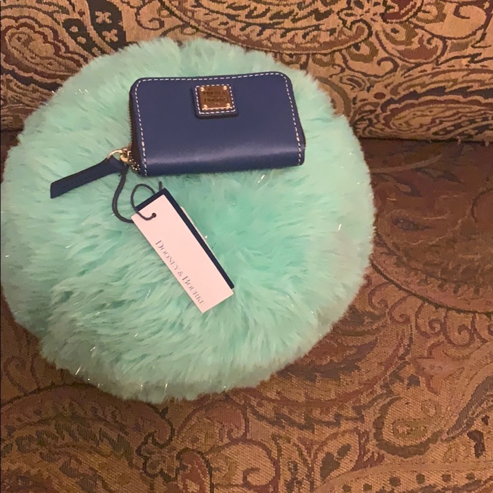 Dooney & Bourke